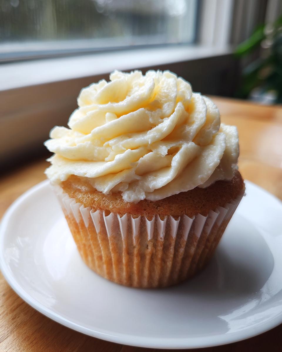 Buttercream For Cakes And Cupcakes - detail 2