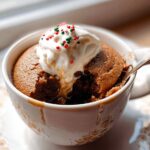 Easy gingerbread mug cake for one