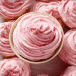 Easy strawberry buttercream frosting recipe